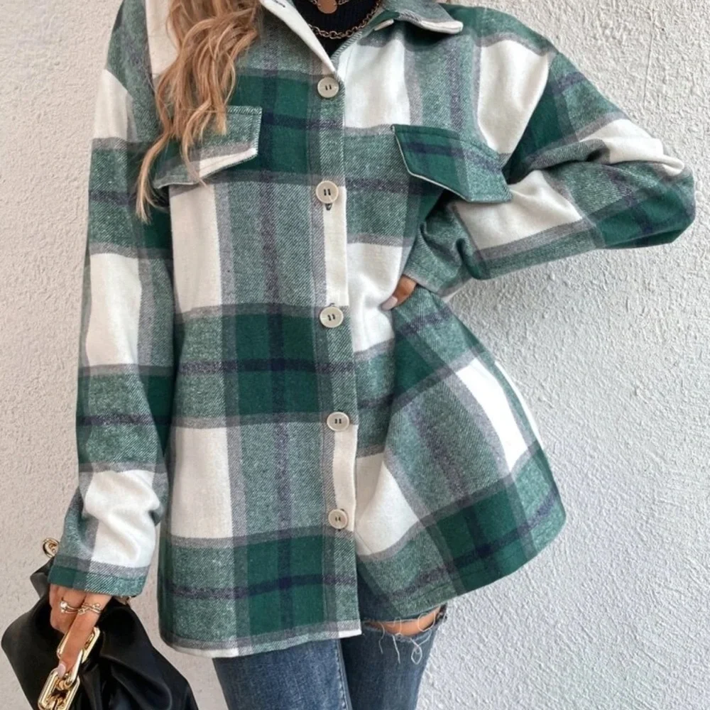 Green Plaid Women's Jacket - Picture 2 of 5